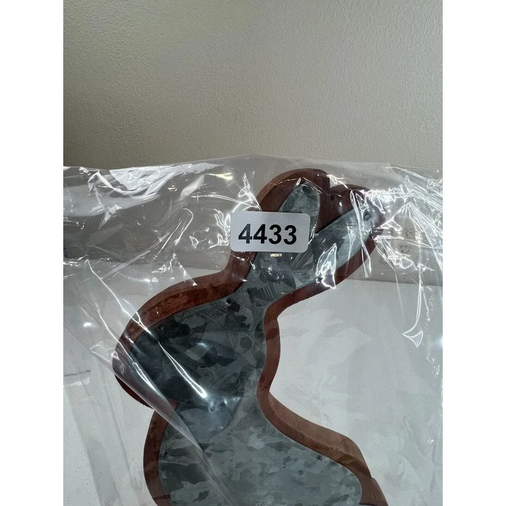 Home Decorative Blue Cut-Out Wooden Tabletop‎ Bunny Rabbit Figurine